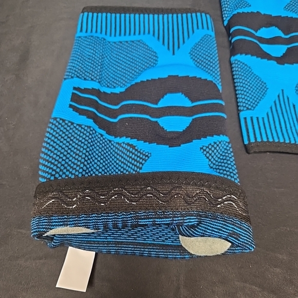 2 Pack Knee Braces With Side Stabilizer & Patella Gel Pads Size Large Blue - Picture 6 of 8